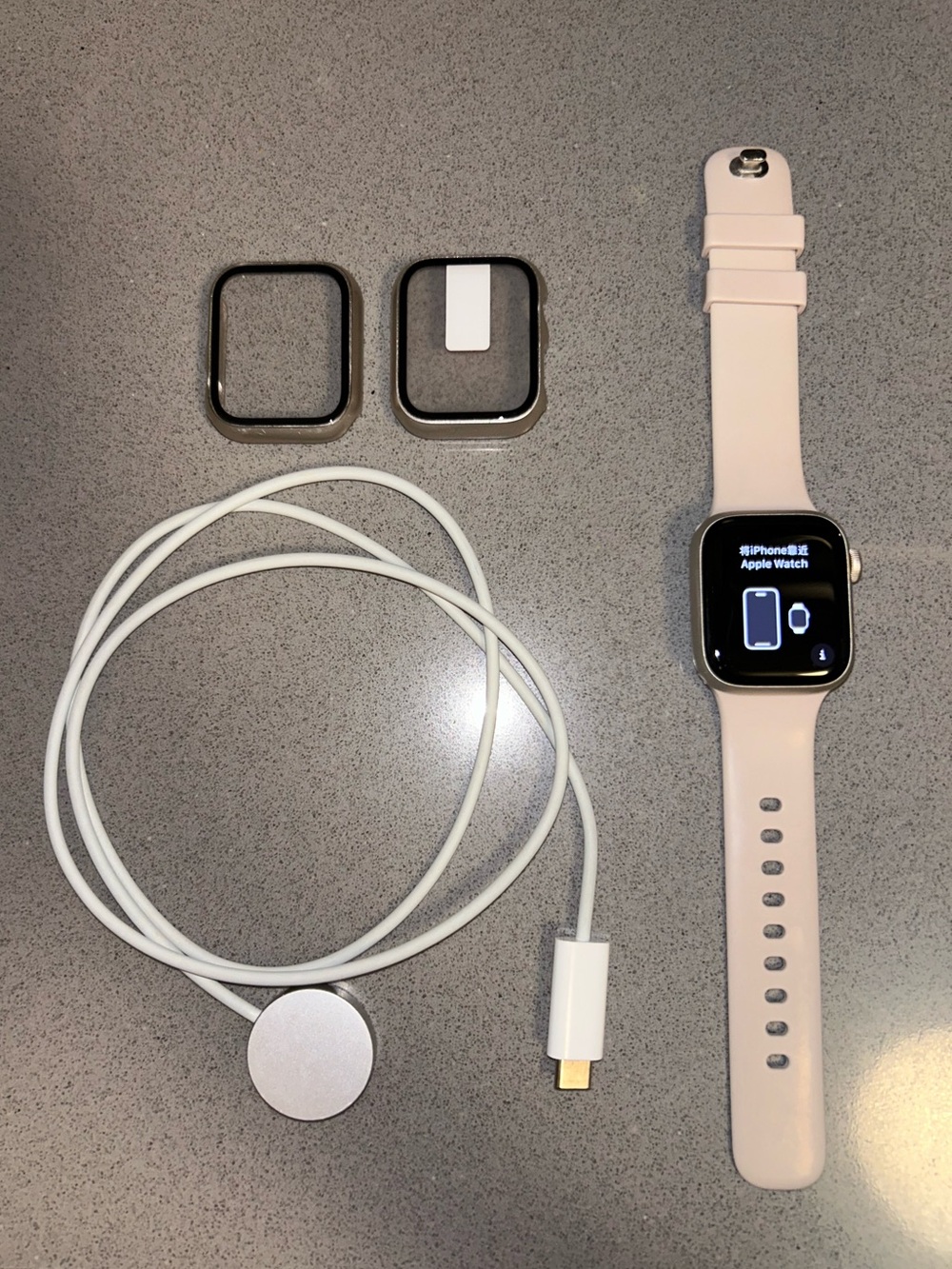 Apple Watch Series 8 41mm (Wi-Fi, Cellular) in rose gold - EXCELLENT CONDITION